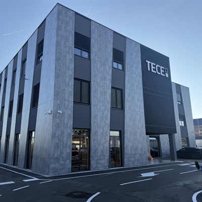 Izgradnja poslovne zgrade - skladišta s aneksom s uredskim i izložbenim prostorom